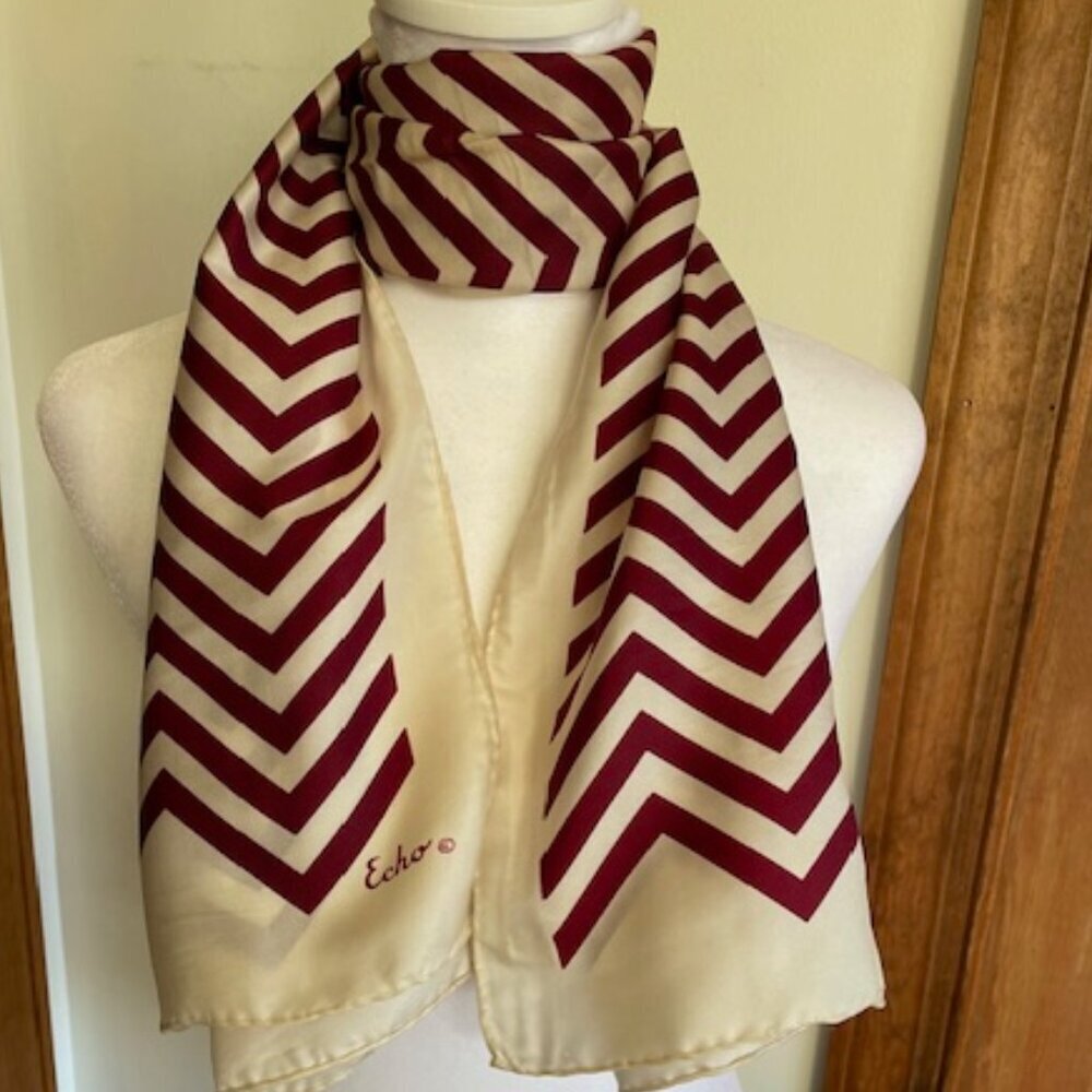 ECHO Cream Red Herringbone Oblong Vintage Scarf - Picture 3 of 12
